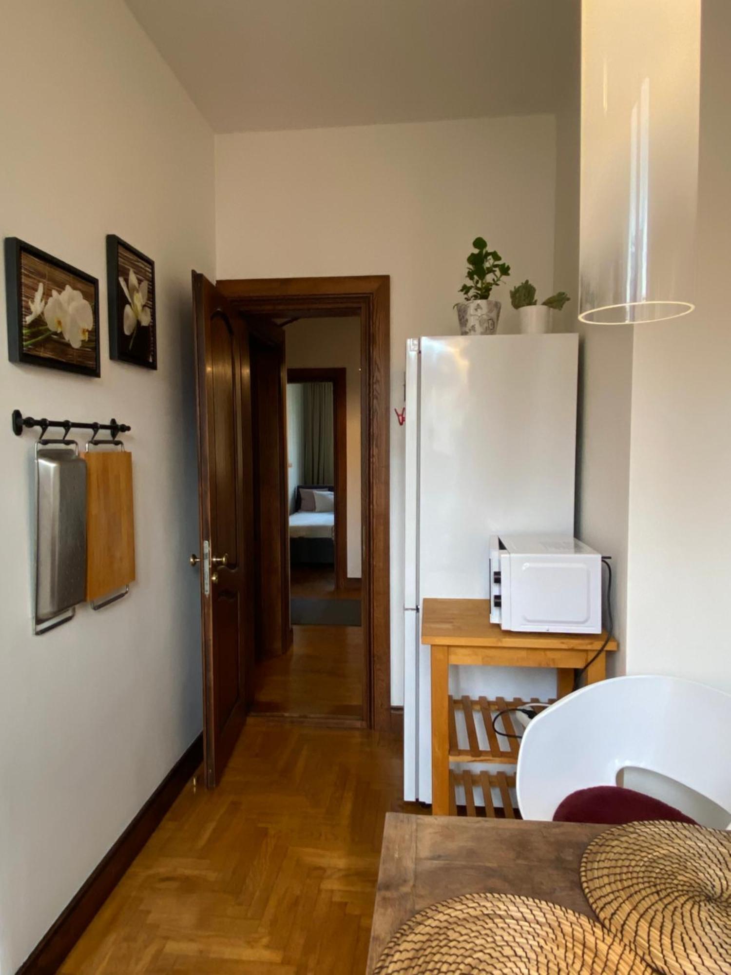 קובנה Spacious Old Town Apt, 3 Private Rooms, Sleeps 5-6 מראה חיצוני תמונה