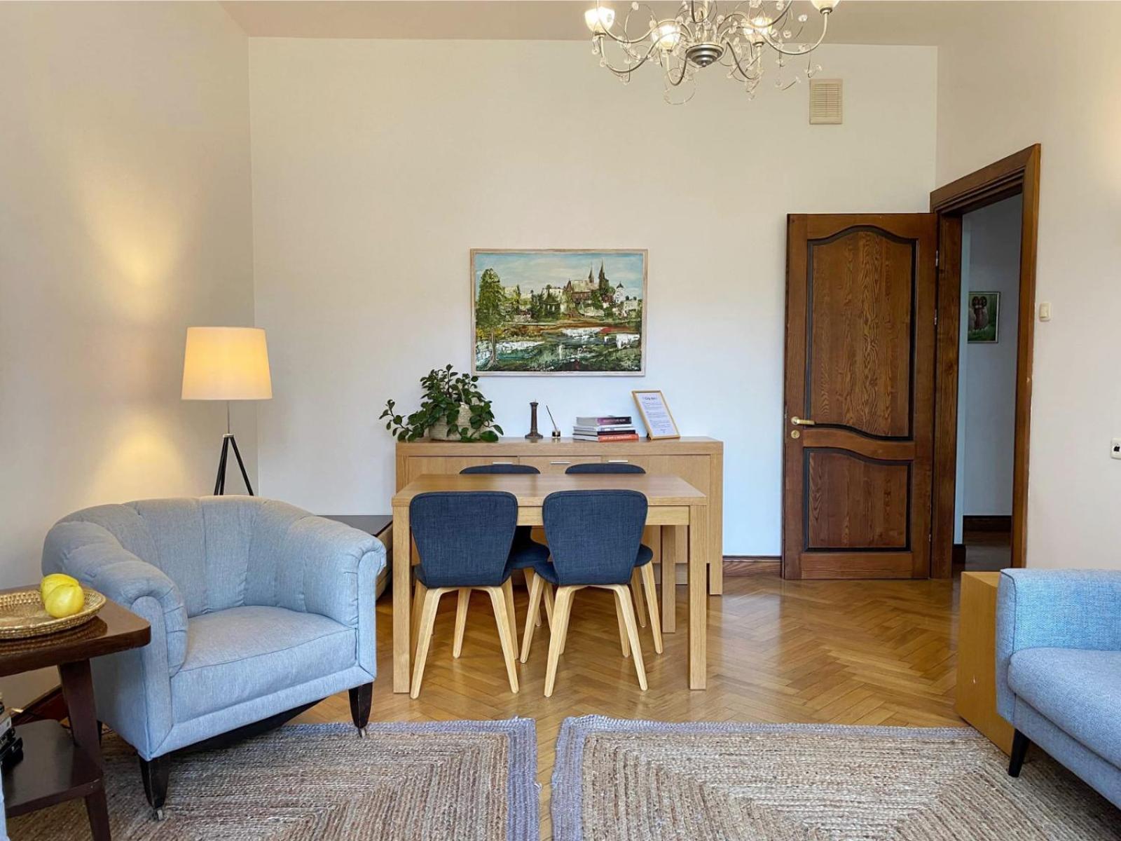 קובנה Spacious Old Town Apt, 3 Private Rooms, Sleeps 5-6 מראה חיצוני תמונה